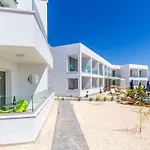 Bellini Apart-hotel 4*