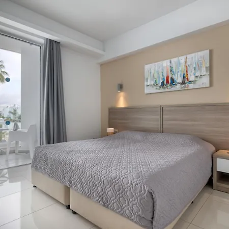 Bellini Айя-Напа