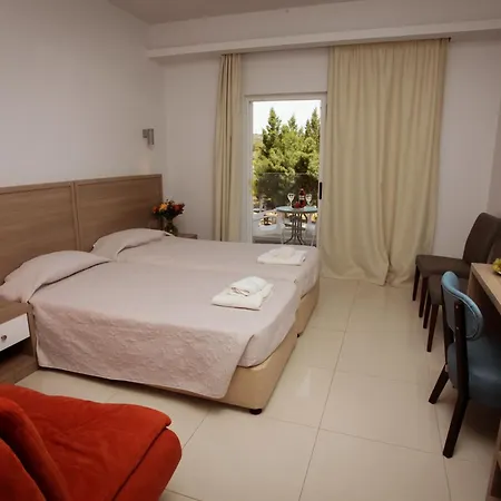 Bellini Айя-Напа