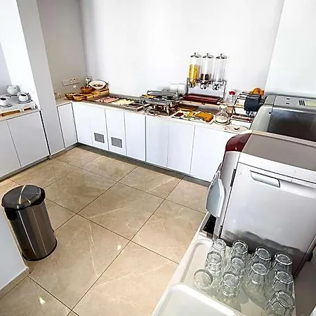 Bellini Apartahotel Ayia Napa