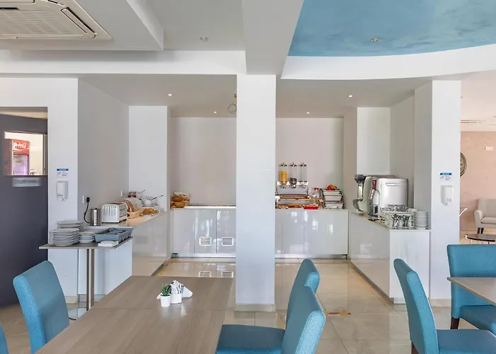 Apart Otel Bellini 4*