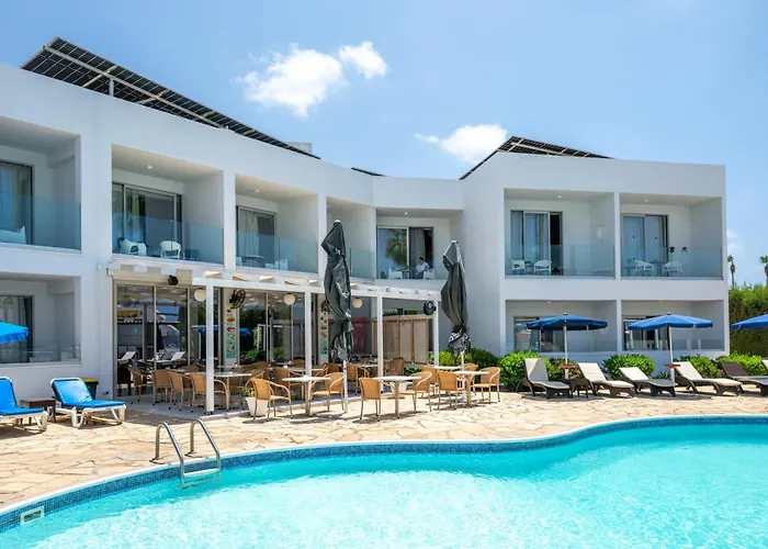 Apart Otel Bellini Aya Napa