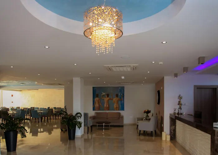 Apart Otel Bellini Aya Napa