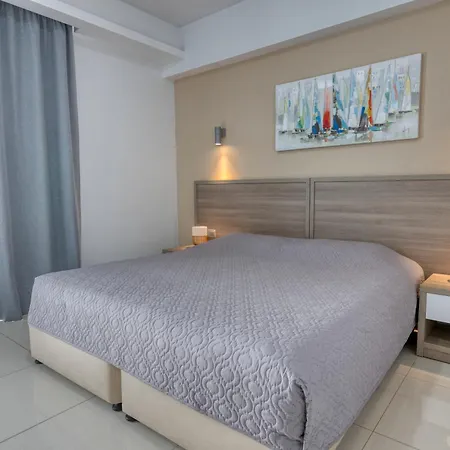 Bellini 4*